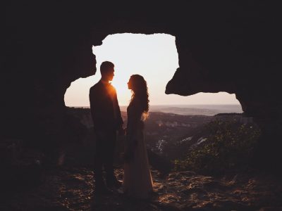 unusual-wedding-photography-sunset-in-muntains-with-silhouettes-newlyweds.jpg